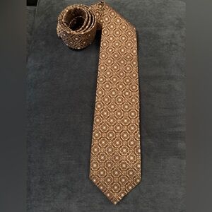 LUIGI BORRELLI NAPOLI Silk Designer Tie Brown/tan Medallion Print. Made in Italy